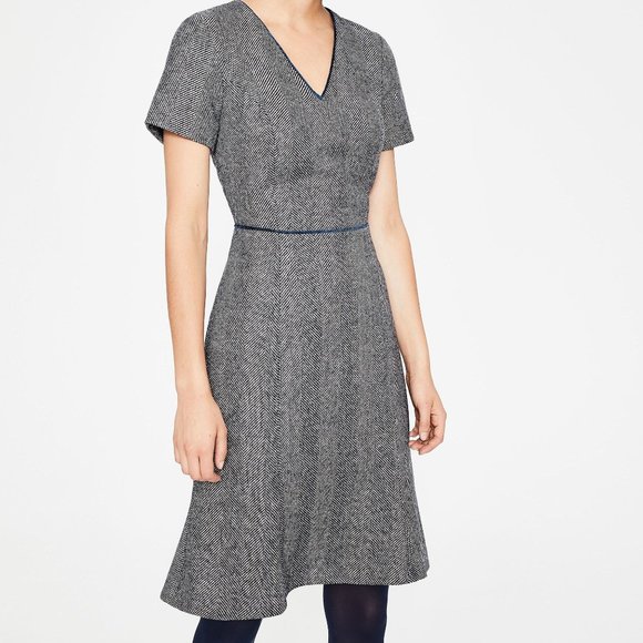 BODEN British Tweed Herringbone Dress Albony Wool Short Sleeve Knee Length Navy - Picture 2 of 7